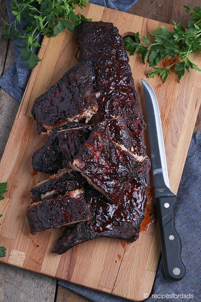 baby back ribs cut and displayed on cutting board