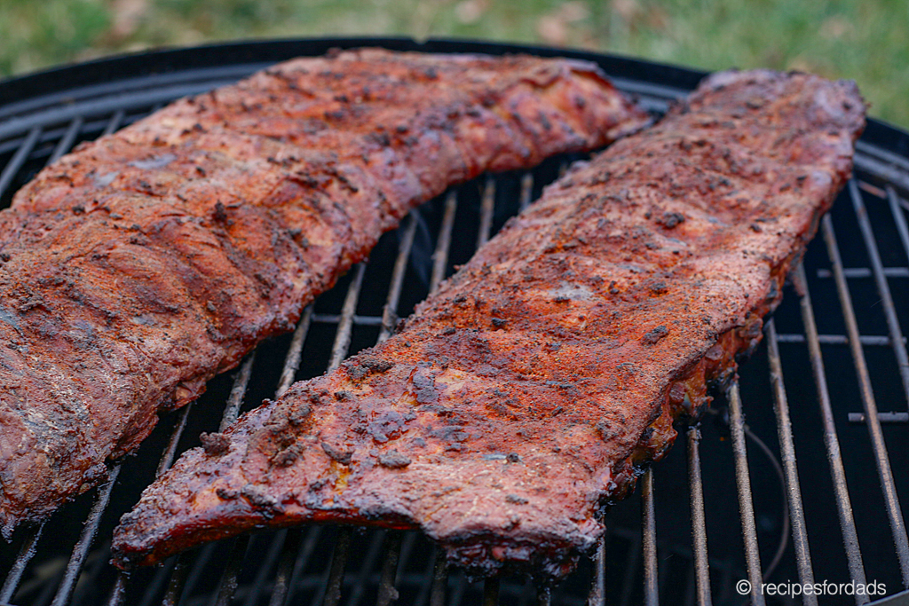 baby back ribs on Weber smoker