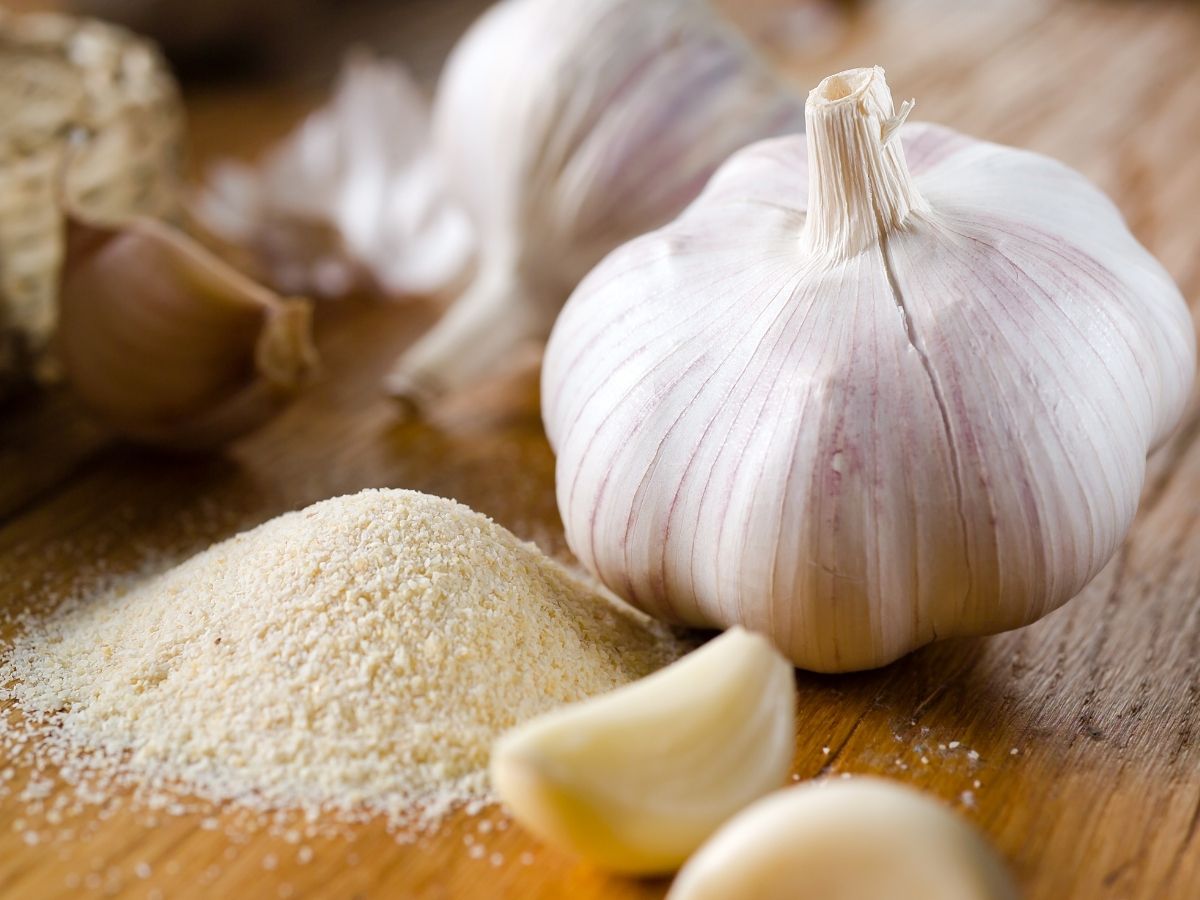 Minced Garlic Conversion When You Don't Have Cloves