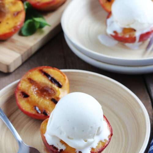 grilled peaches with ice cream