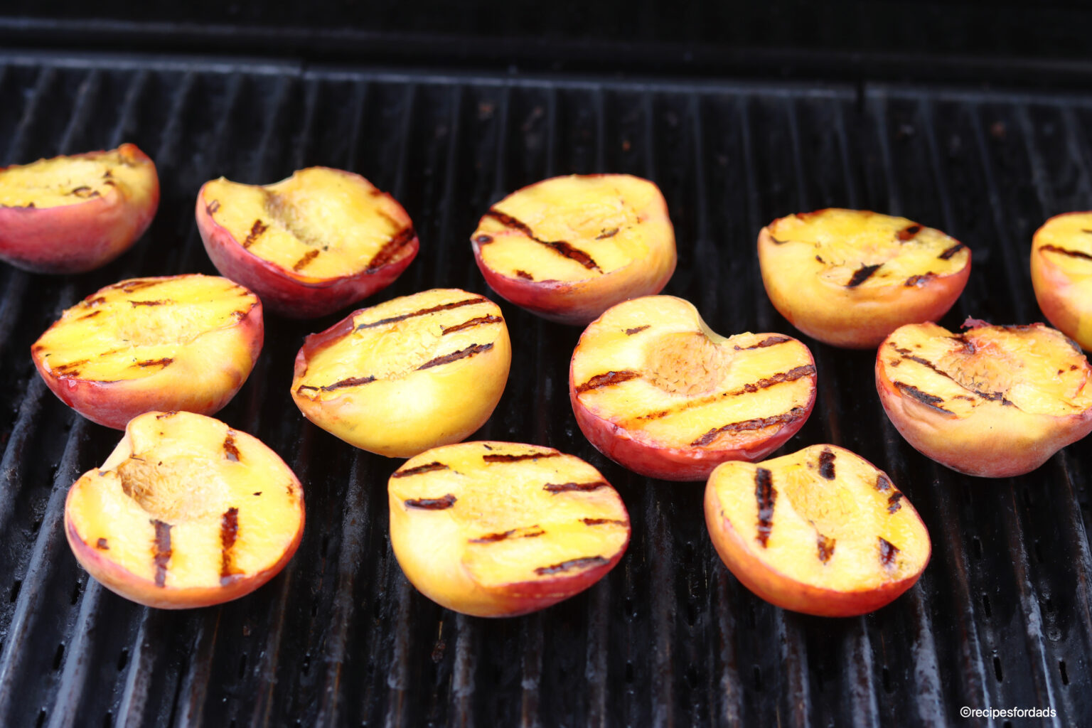 Recipe For Grilling Peaches Easily Served With Vanilla Ice Cream 