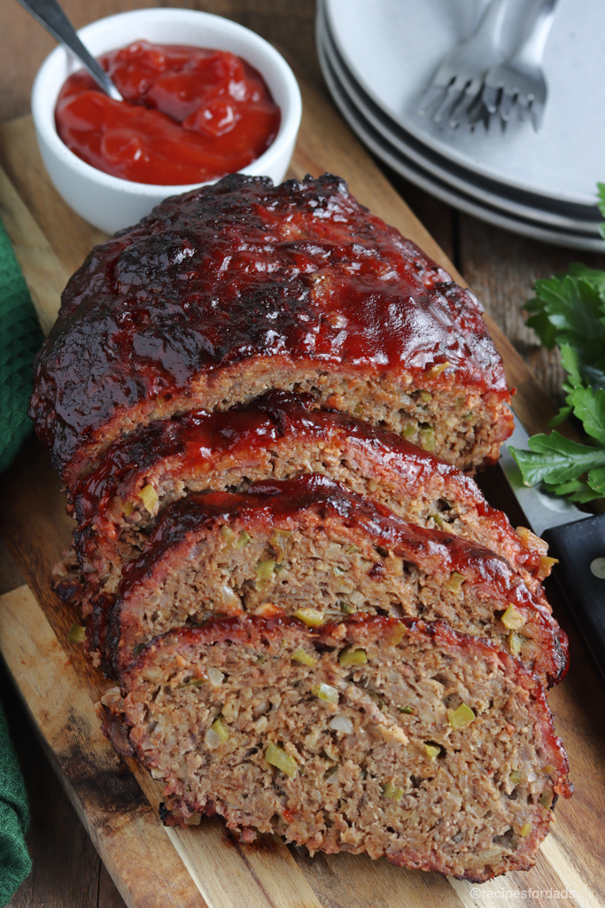 Smoked Meatloaf Recipe – With Ground Beef and Pork Sausage