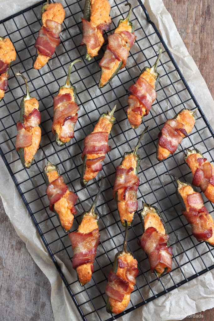 Easy Smoked Jalapeño Poppers with Bacon