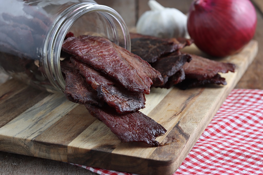 how to smoke beef jerky