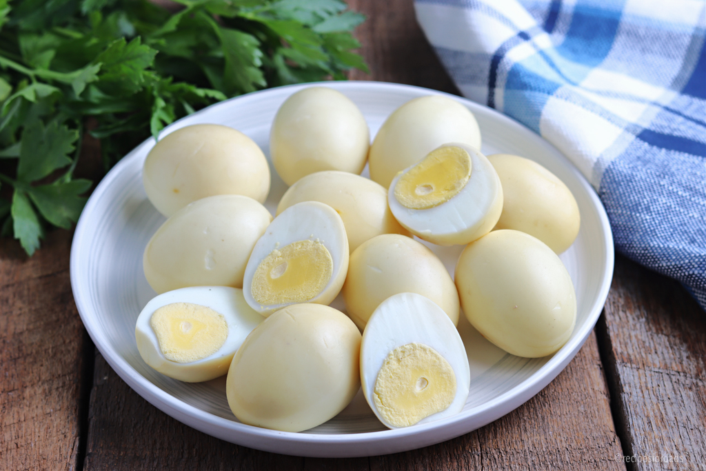 Smoked Eggs peeled