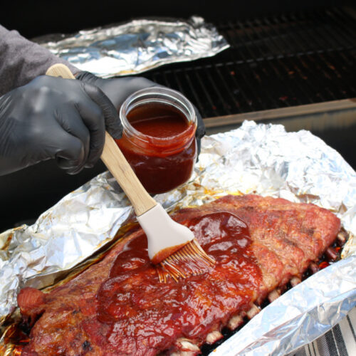 barbecue sauce on pork ribs